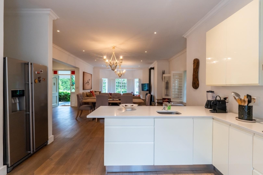 To Let 4 Bedroom Property for Rent in Franschhoek Western Cape